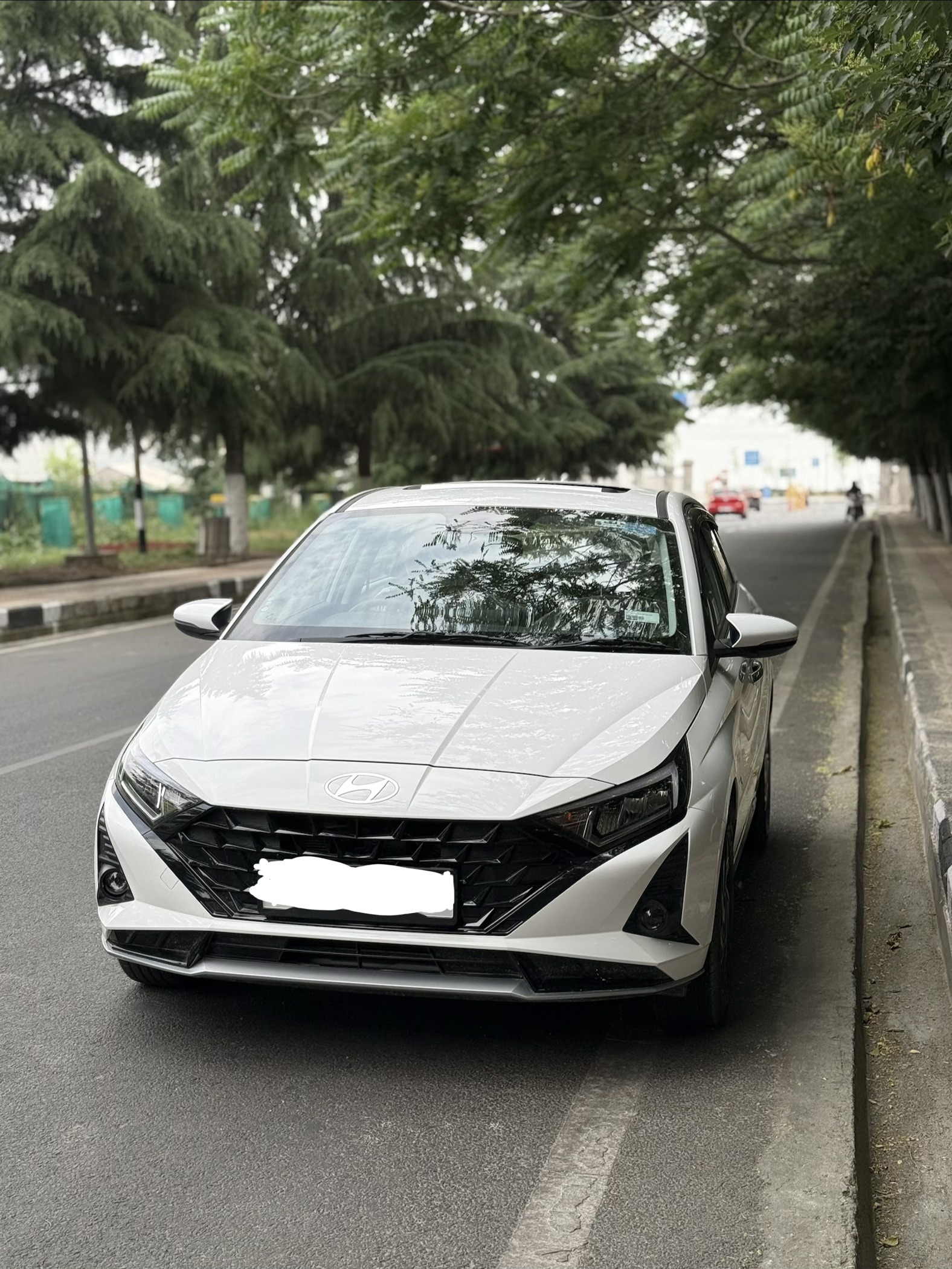 Hyundai i20 Self Drive Car Rental Srinagar Kashmir
